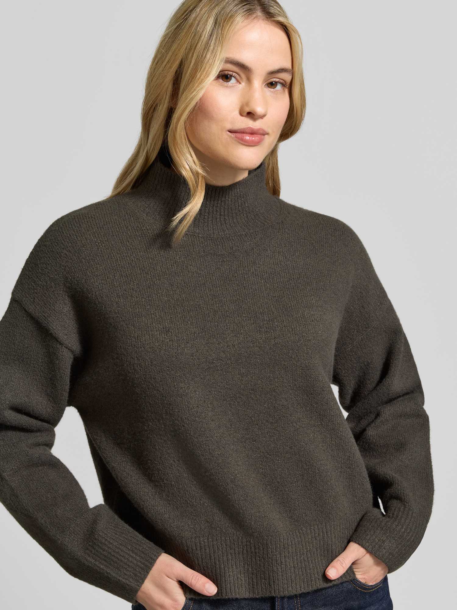 VAN GRAAF Neo Noir Damen Oliv Strickpullover Grün, Größe 38 - Bild 2