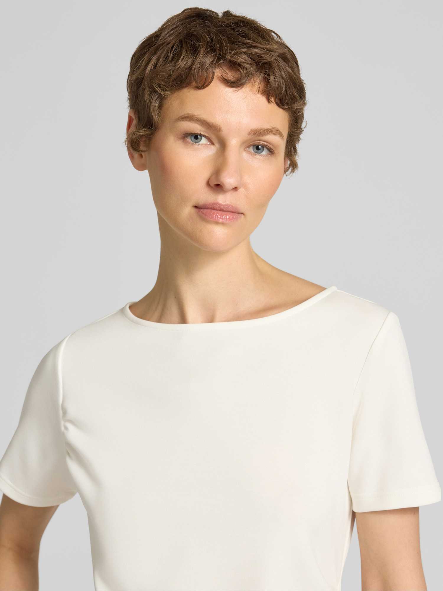 My Essential Wardrobe - Mwhelle Assymetric Tee - Tops - Damen - Weiß - S - Bild 4