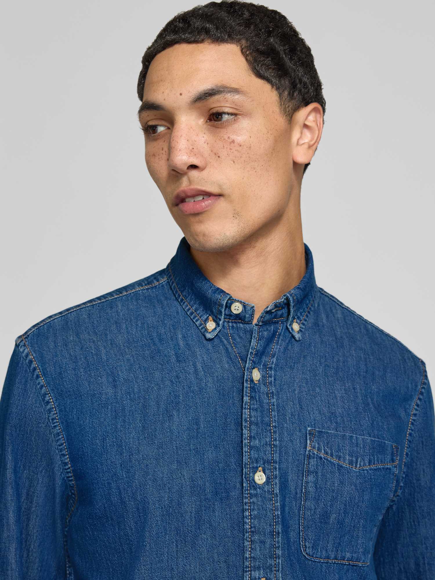 Jack & Jones Herren Blau Brook Denim-Hemd Mit Button-Down-Kragen Und Langen Ärmeln In Em Denim - Bild 6
