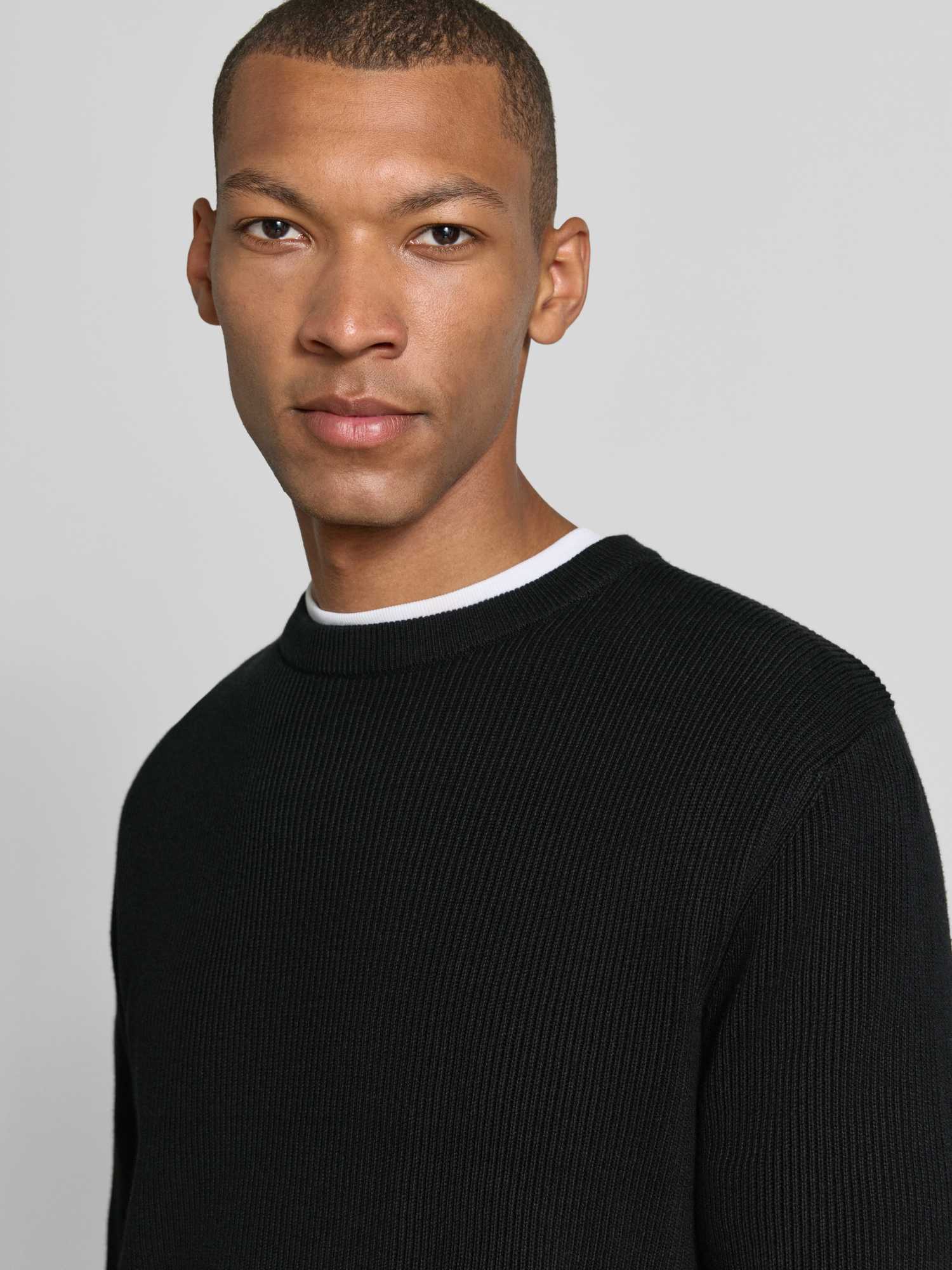 Lindbergh Herren Schwarz Strickpullover "Strickpullover Relaxed Fit" erhältlich in Größe L/XL von Baur - Bild 2