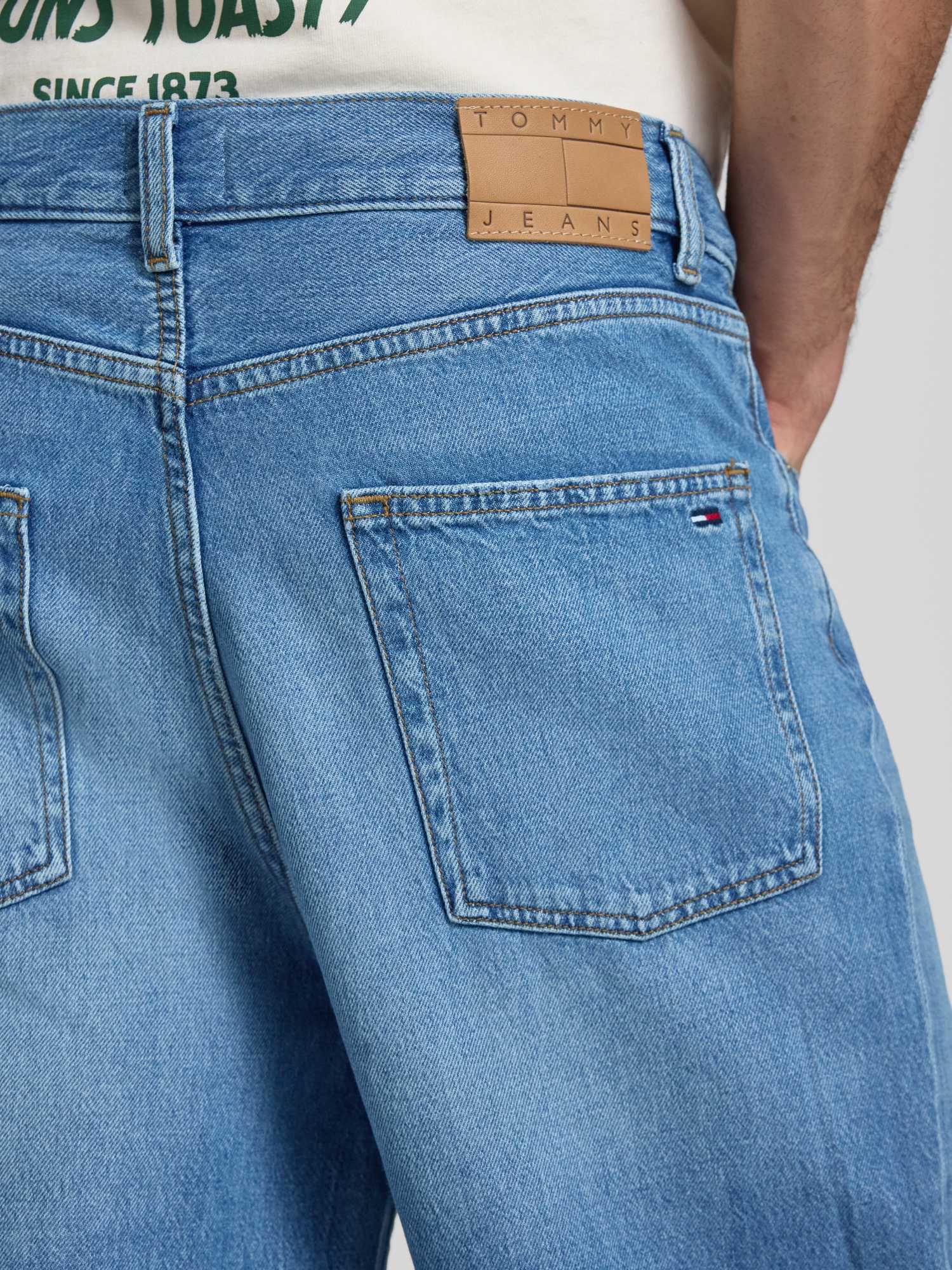 Tommy Jeans Herren Blau Jeansshorts Jaimie Dm0dm22983 Relaxed Fit - Bild 3