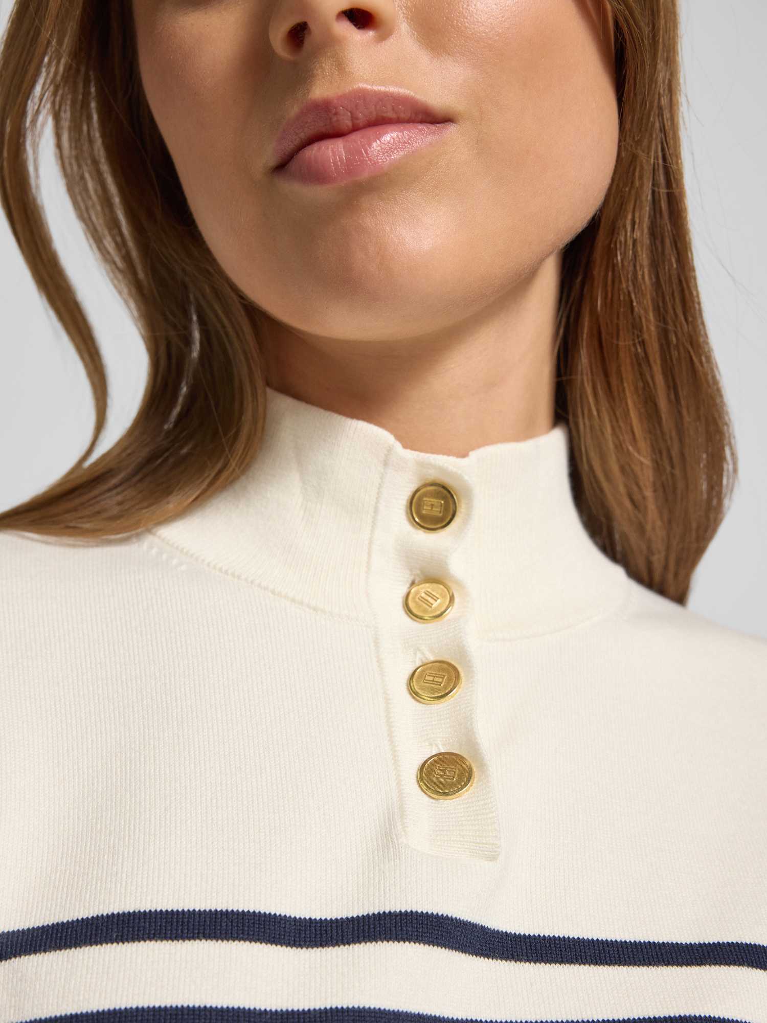 Tommy Hilfiger Gold Co Jersey Btn Mock-Nk Swt - Bild 2