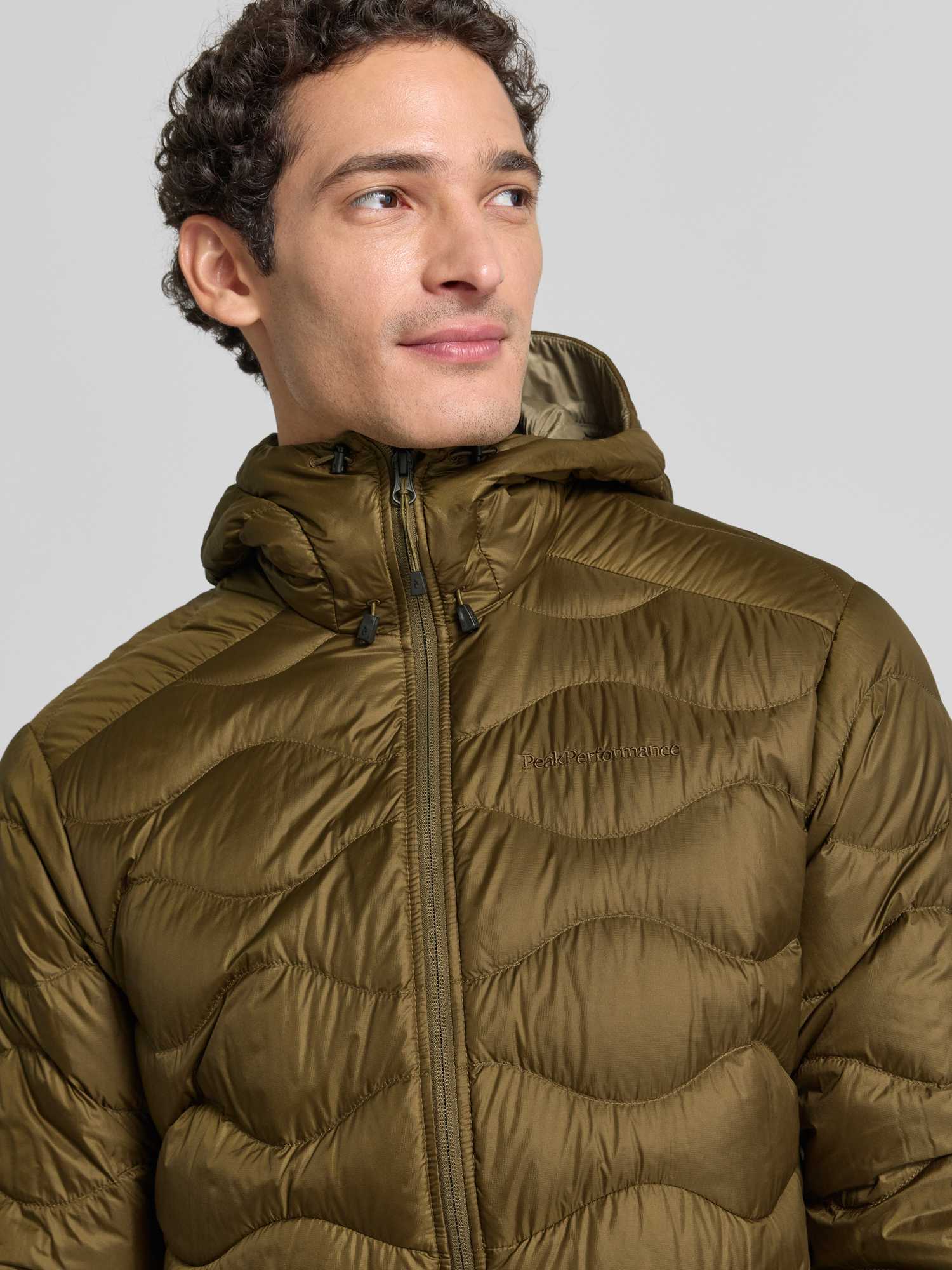 Peak Performance - Helium Down Hood Jacket - Sport - Herren - Grün - S - Bild 4