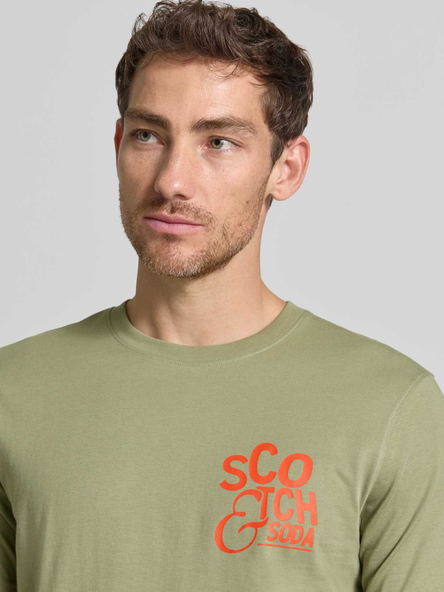 Scotch & Soda Herren Chest Artwork T-Shirt T-Shirt - Bild 3