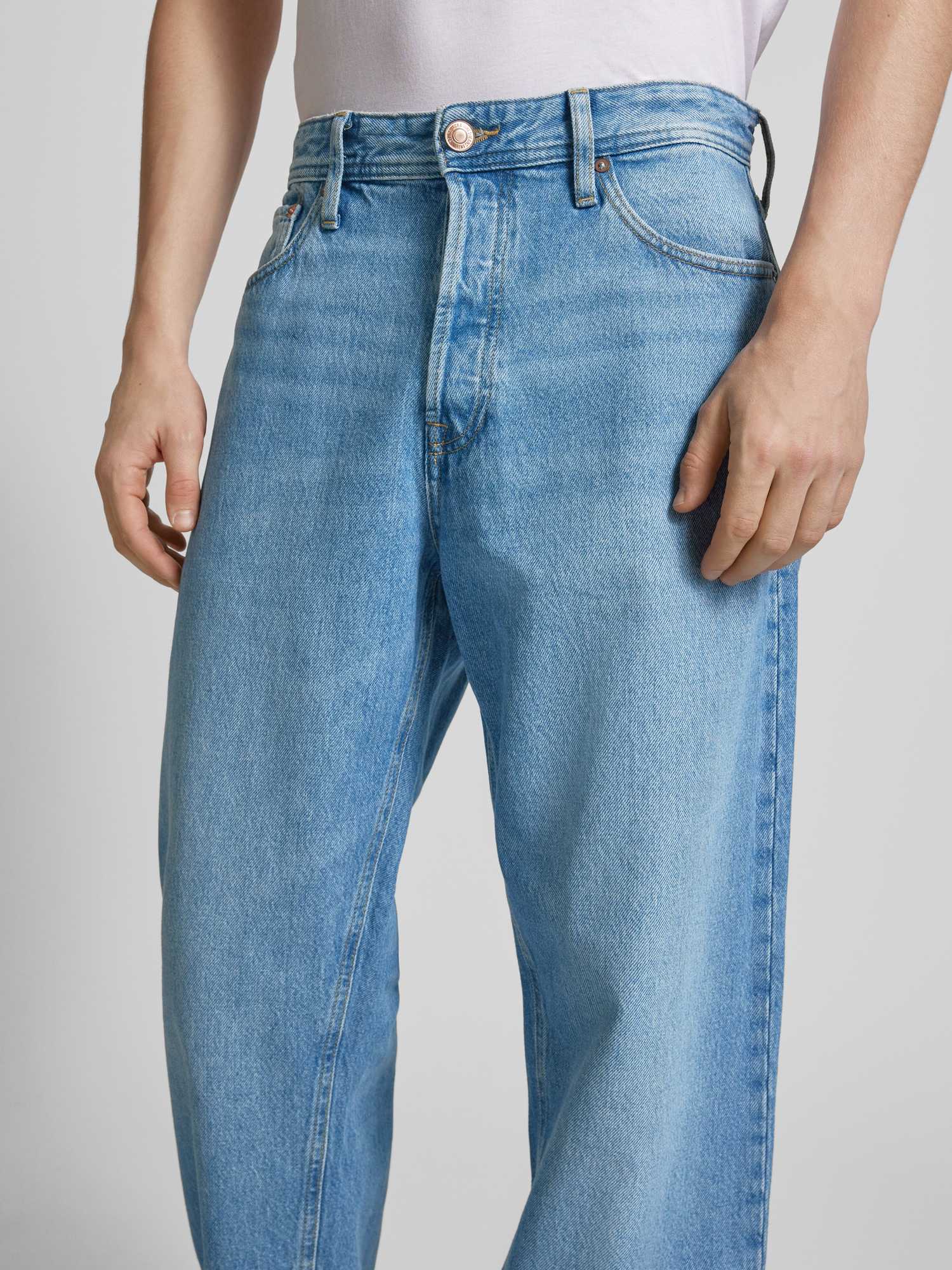 Jack & Jones Herren Blau – Eddie – Locker Geschnittene, Feste Jeans In Mittelblauer Waschung - Bild 3