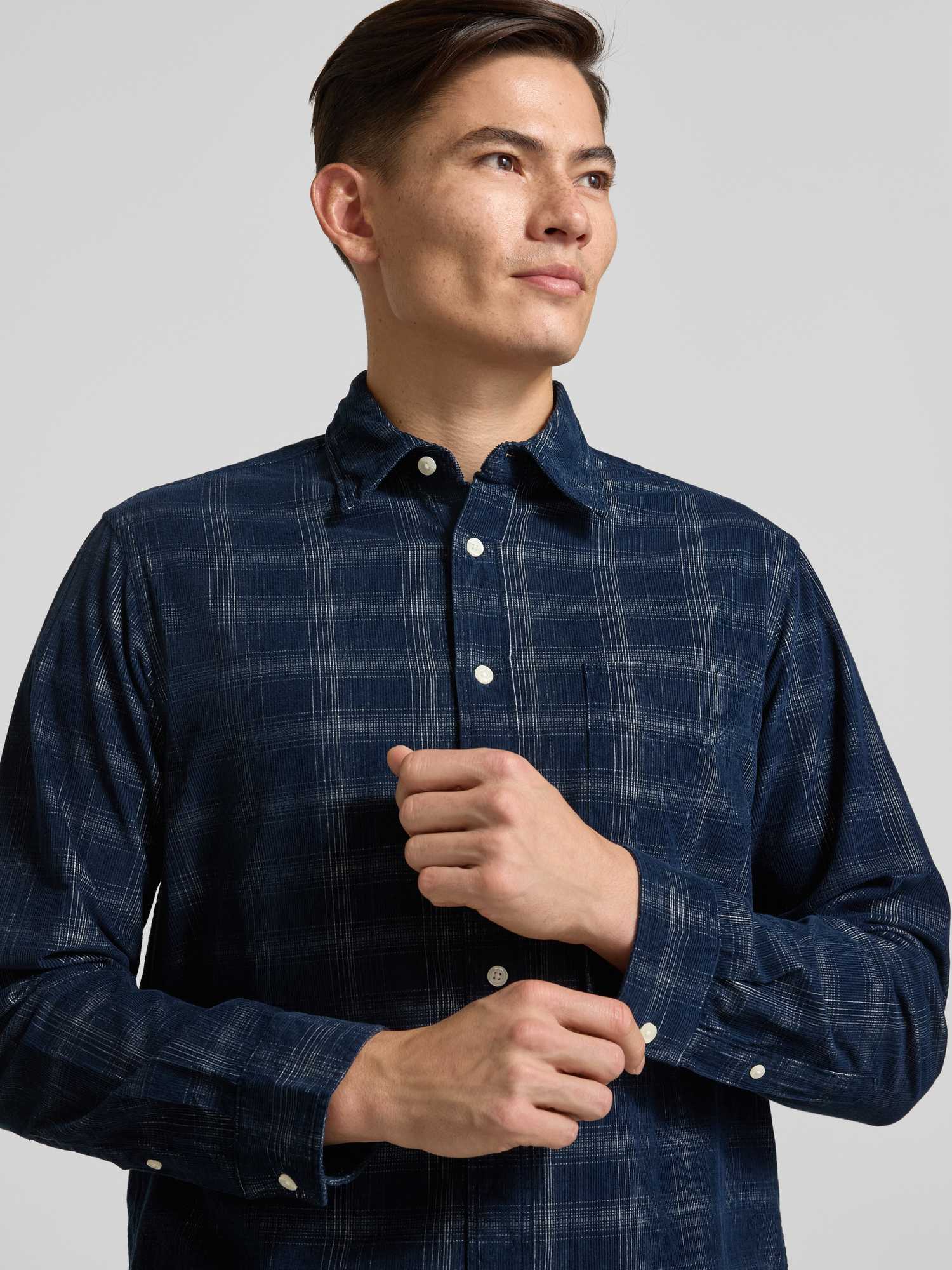 Selected Slhregcord Yd Check Ls Shirt, Navy Blazer/Egret - Bild 4