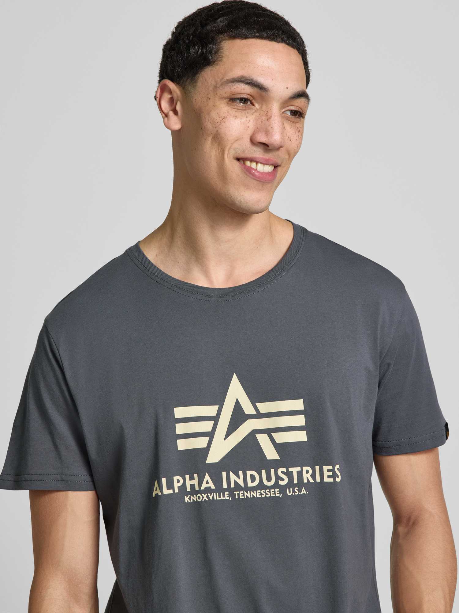 Alpha Industries Herren Grau T-Shirt Baumwolle - Bild 4