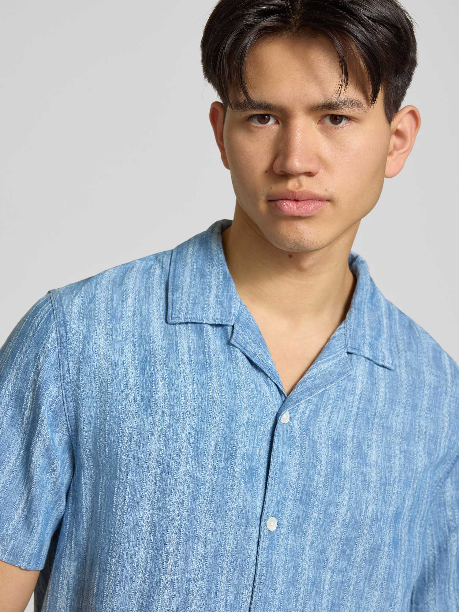 Levi's Herren Blau – Sunset – Kurzärmliges Camp-Hemd In Mit Streifen - Bild 3