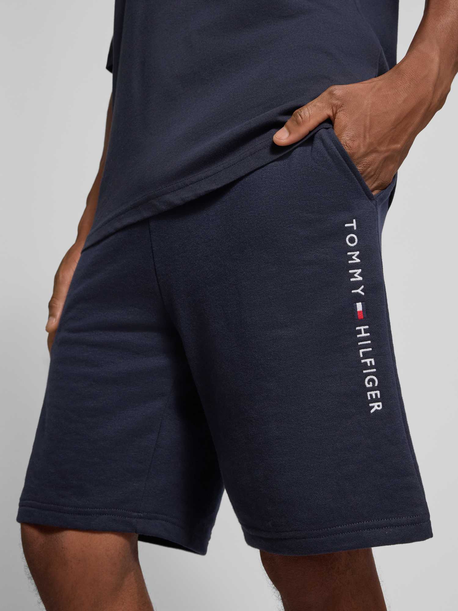 Tommy Hilfiger Herren Shorts Track Short Um0um03452 - Bild 4