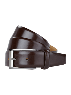 Leren riem met doornsluiting in chroomlook Shop The Look MANNEQUINE