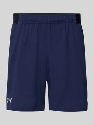 Straight Fit Shorts mit Logo-Print Modell 'Vanish' Shop The Look MANNEQUINE