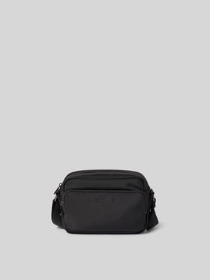 Crossbody Bag mit Label-Detail Shop The Look MANNEQUINE