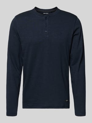 Shirt met lange mouwen en korte knoopsluiting, model 'BRAT' Shop The Look MANNEQUINE