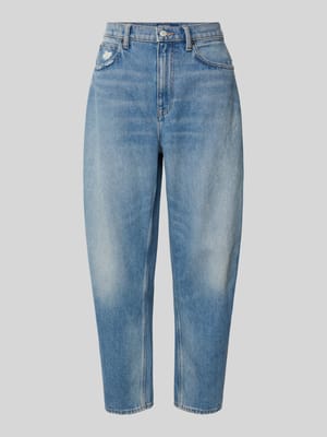 Tapered fit jeans in 5-pocketmodel Shop The Look MANNEQUINE