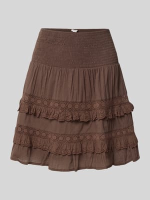 Glockenrock mit Häkelspitze Modell 'Viljana' Shop The Look MANNEQUINE