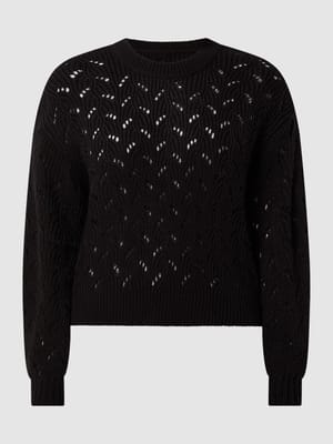 Pullover met gaatjesmotief, model 'Chloe' Shop The Look MANNEQUINE