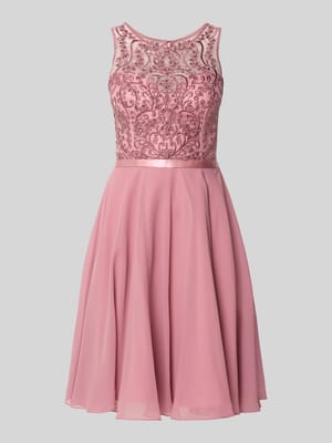 Cocktailkleid mit Strasssteinbesatz Shop The Look MANNEQUINE