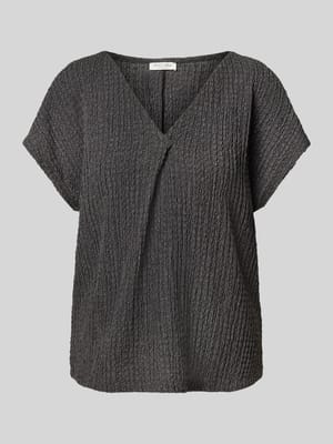 Relaxed fit T-shirt met V-hals en sierplooi Shop The Look MANNEQUINE