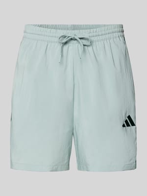 Regular Fit Sport-Shorts mit Kontraststreifen Modell 'CHELSEA' Shop The Look MANNEQUINE