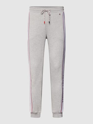 Spodnie dresowe z paskami w kontrastowym kolorze model ‘PANT’ Shop The Look MANNEQUINE