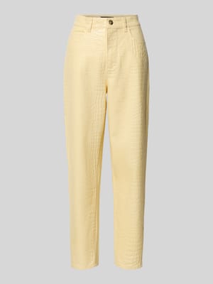 Spodnie o kroju relaxed fit we wzór na całej powierzchni Shop The Look MANNEQUINE