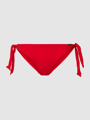 Bikinihose mit Schleifen-Details Modell 'MENDA SPRING' Shop The Look MANNEQUINE