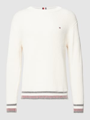 Strickpullover mit Logo-Stitching Modell 'SHADOW' Shop The Look MANNEQUINE