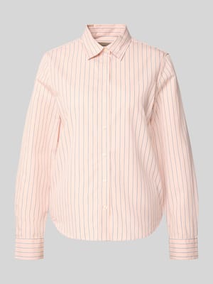 Regular Fit Bluse mit Label-Stitching Modell 'ONEBUY' Shop The Look MANNEQUINE