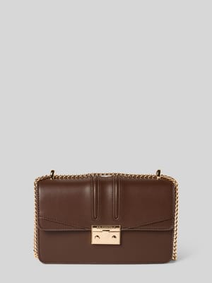 Umhängetasche in Leder-Optik Modell 'Roros' Shop The Look MANNEQUINE