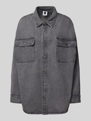 Oversized Hemdjacke mit Brusttaschen Shop The Look MANNEQUINE