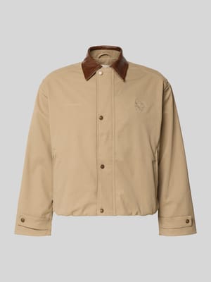 Twill Jacke mit Logo-Stitchings und Ärmelriegel Shop The Look MANNEQUINE