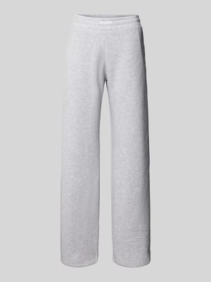 Wide leg sweatpants met labeldetail Shop The Look MANNEQUINE