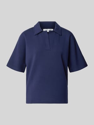 Regular Fit Poloshirt mit V-Ausschnitt Shop The Look MANNEQUINE