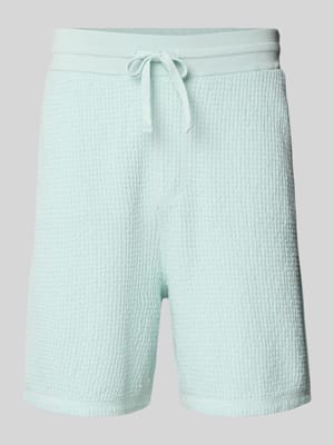 Regular Fit Sweatshorts mit Strukturmuster Modell 'Amoffle' Shop The Look MANNEQUINE