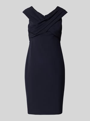 Cocktailkleid mit V-Ausschnitt Modell 'IRENE' Shop The Look MANNEQUINE