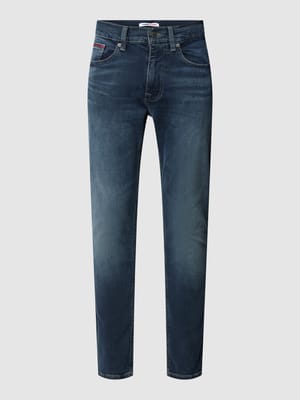 Slim fit jeans met labeldetail, model 'AUSTIN' Shop The Look MANNEQUINE