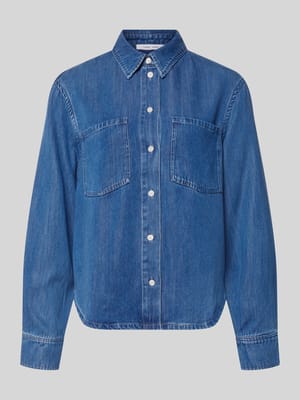 Jeansbluse mit Brusttaschen Modell 'SABEXY' Shop The Look MANNEQUINE