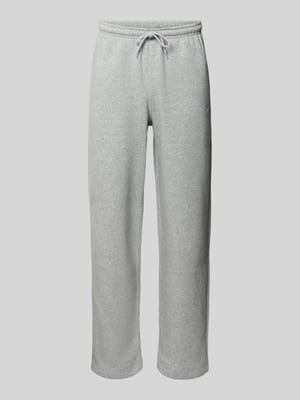 Sweatpants mit Logo-Stitching und Eingrifftaschen Shop The Look MANNEQUINE