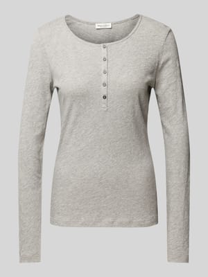 Regular Fit Langarmshirt mit kurzer Knopfleiste Shop The Look MANNEQUINE