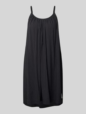 Loose Fit Strandkleid aus Viskose-Baumwoll-Mix  Shop The Look MANNEQUINE
