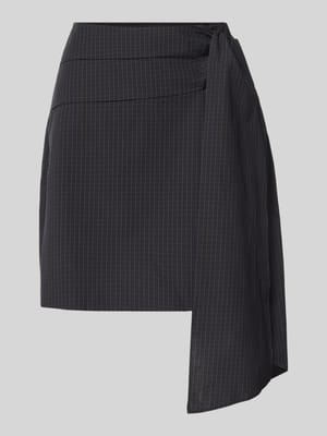 Körpernaher Mini-Rock aus reiner Baumwolle Shop The Look MANNEQUINE