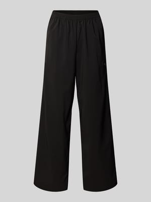 Wide Leg Sweatpants mit Logo-Detail Shop The Look MANNEQUINE