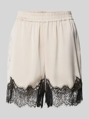 High Waist Shorts mit Spitzenbesatz Modell 'lalou' Shop The Look MANNEQUINE