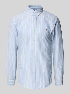 Slim Fit Freizeithemd mit Button-Down-Kragen Shop The Look MANNEQUINE