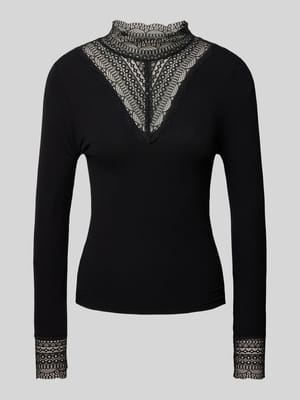 Longsleeve mit Spitzenbesatz Modell 'TILDE' Shop The Look MANNEQUINE