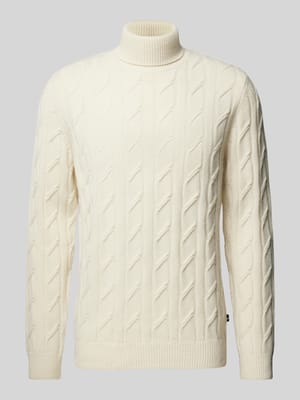 Rollkragenpullover mit Label-Detail Modell 'Francis' Shop The Look MANNEQUINE