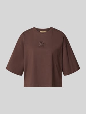 Cropped Boxy Fit T-Shirt mit Rundhalsausschnitt Shop The Look MANNEQUINE