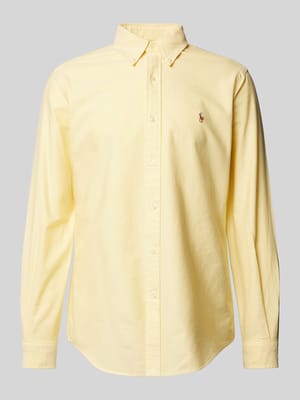 Custom Fit Freizeithemd mit Button-Down-Kragen Shop The Look MANNEQUINE