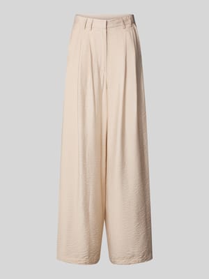 Wide leg bandplooibroek in kreuklook, model 'Finja' Shop The Look MANNEQUINE