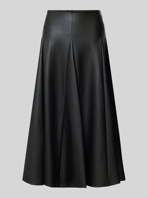 Spódnica rozkloszowana z imitacji skóry model ‘NOCERA’ Shop The Look MANNEQUINE